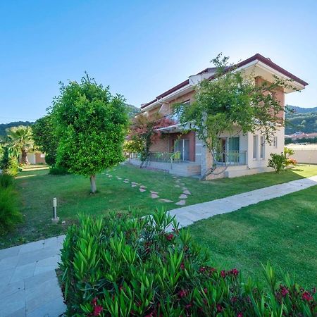 Golden Golf Sarigerme Villalari エクステリア 写真